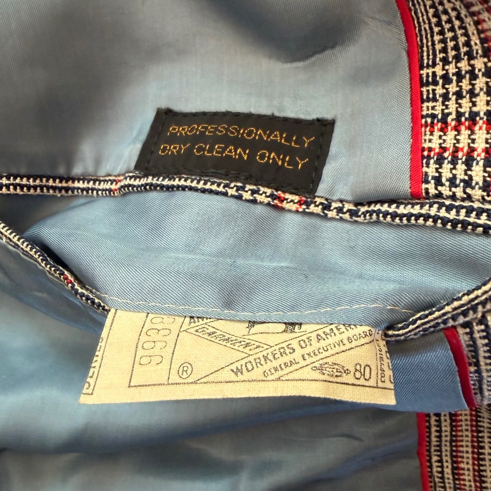 Saks Fifth Avenue Union Made Vintage Plaid Blazer Sport Coat Grey Red Glen Check - Picture 4 of 8